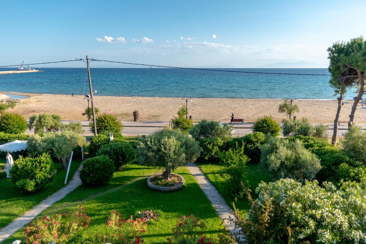 Dimi Seafront Apartment By Rentals Pro Services - 네아 모우다니아 외부 사진