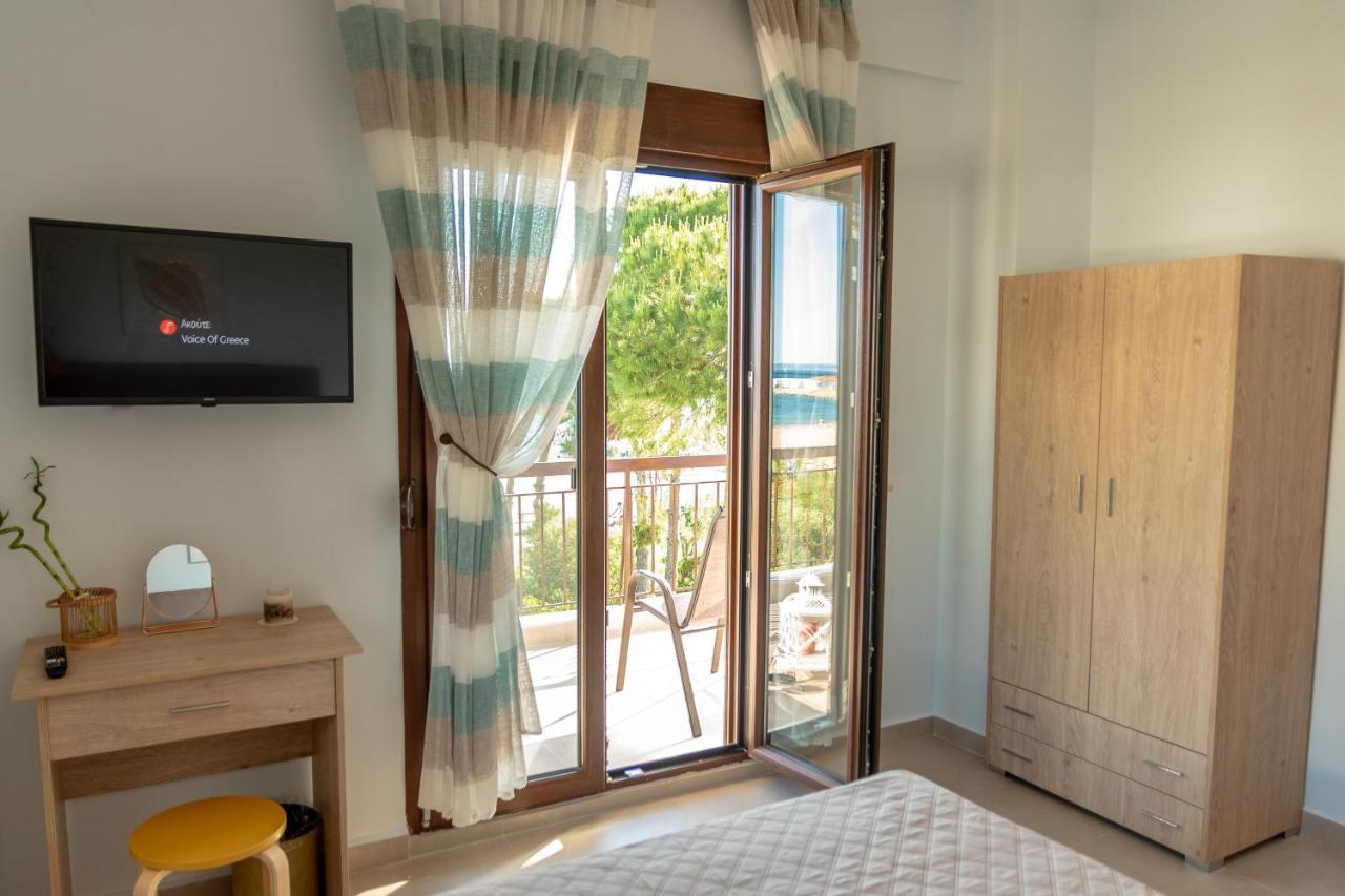 Dimi Seafront Apartment By Rentals Pro Services - 네아 모우다니아 외부 사진